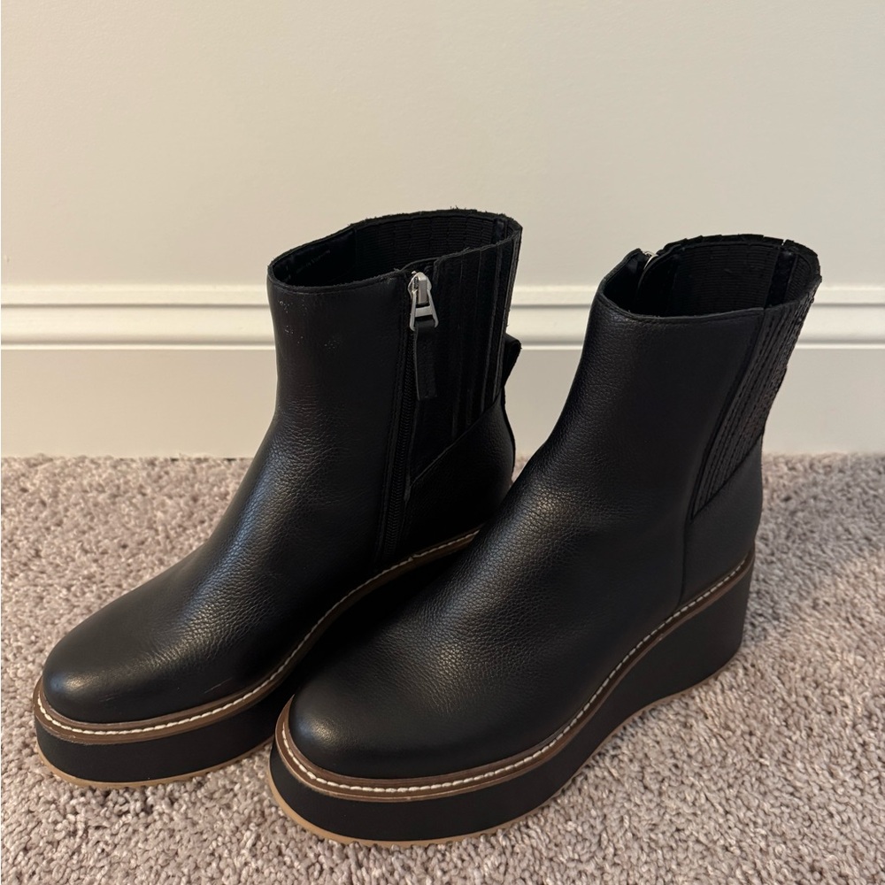 Dolce Vita Black Leather Ankle Booties